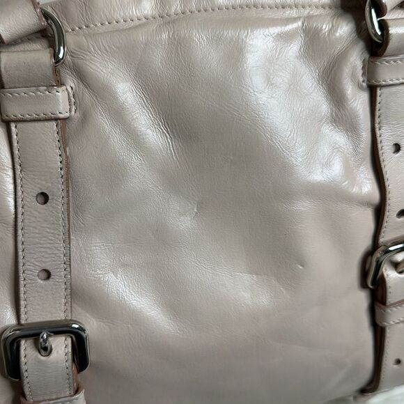 💯 Authentic Prada Tote Handbag🍀 - Picture 15 of 16